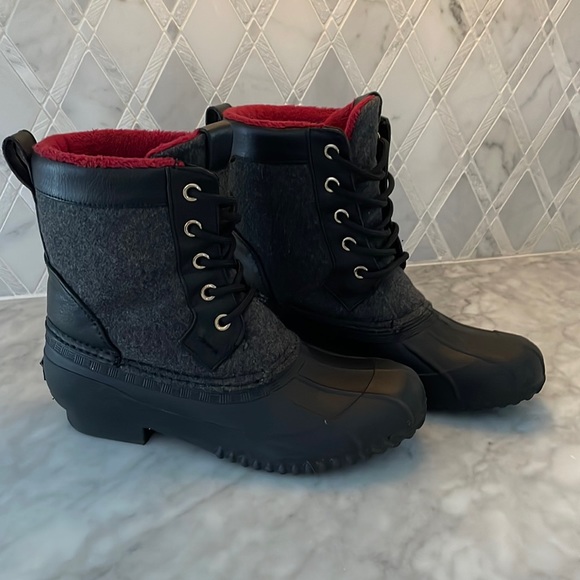 Tommy Hilfiger snow boots winter boots size 6M - Picture 1 of 8